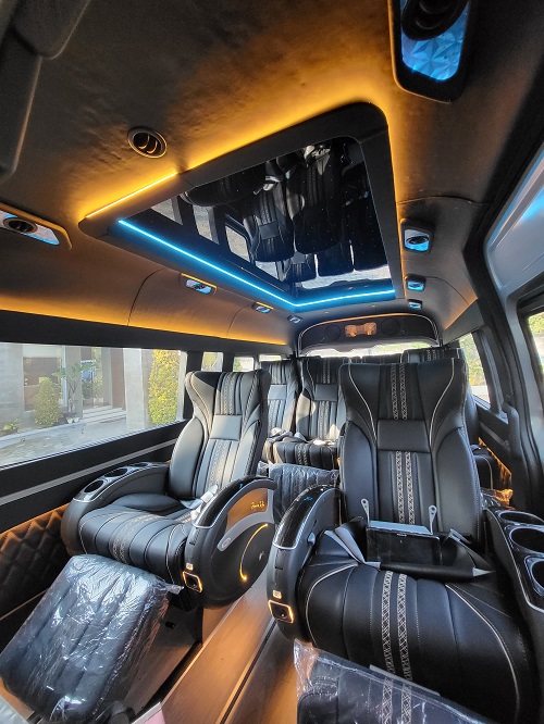 Hiace Premio Luxury 1 Hiace Premio Luxury 1